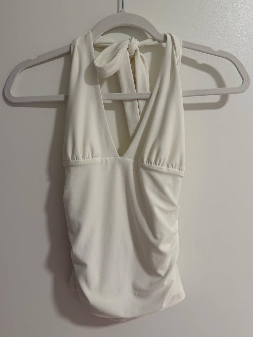Aritzia smooth matter wylder halter top